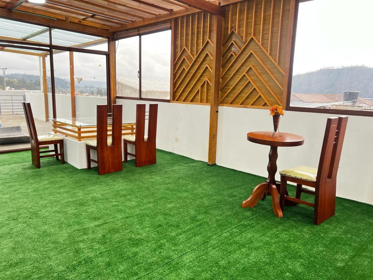 Hostal Arauco Otavalo Zewnętrze zdjęcie