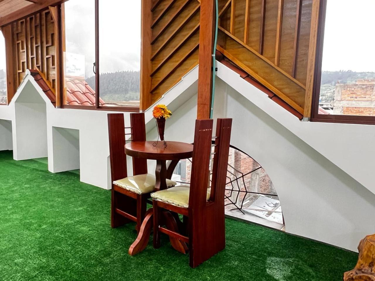 Hostal Arauco Otavalo Zewnętrze zdjęcie